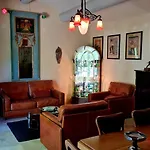 Villa D'antiquaire Heure Bleue - 160 M2 Et Jardin à 10 Mn à Pied Du Centre D'uzès *