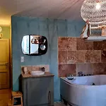 Villa D'antiquaire Heure Bleue - 160 M2 Et Jardin à 10 Mn à Pied Du Centre D'uzès