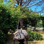 Villa D'antiquaire Heure Bleue - 160 M2 Et Jardin à 10 Mn à Pied Du Centre D'uzès