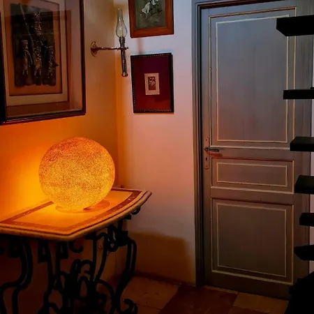 D'antiquaire Heure Bleue - 160 M2 Et Jardin A 10 Mn A Pied Du Centre D'uzes Uzès