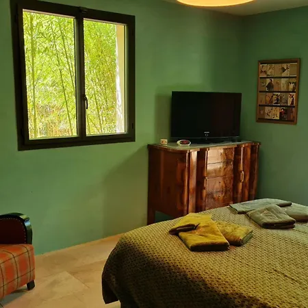 Villa D'antiquaire Heure Bleue - 160 M2 Et Jardin A 10 Mn A Pied Du Centre D'uzes *