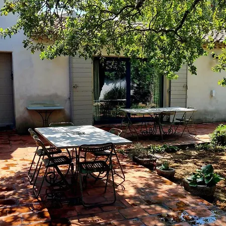 D'antiquaire Heure Bleue - 160 M2 Et Jardin A 10 Mn A Pied Du Centre D'uzes * Uzès